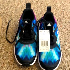 Brand new in box Converse boys size 3.5.